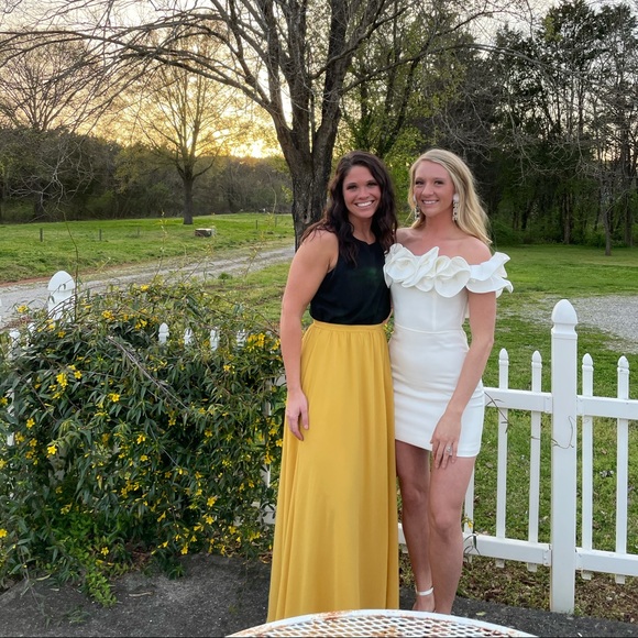 White Fitted Dress - Picture 5 of 7